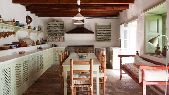 Fully equipped kitchen ready to be used